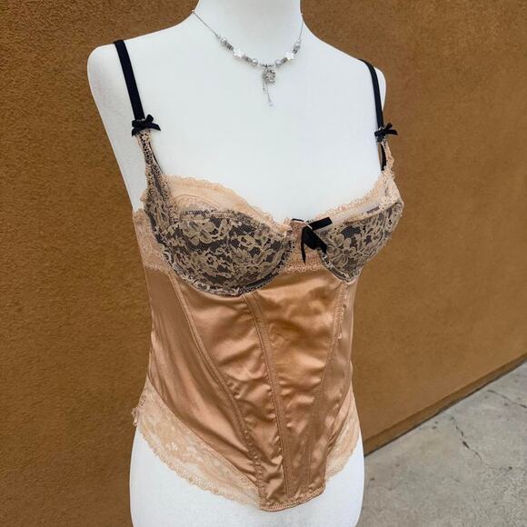 Lace trimmed y2k vintage boned corset bustier - Picture 3 of 5